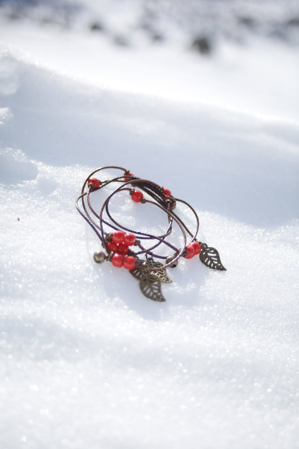 Handcrafted ceramic beads bracelet